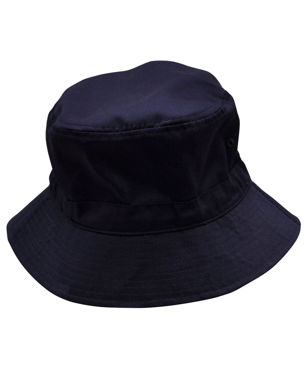 Bucket hat with toggle