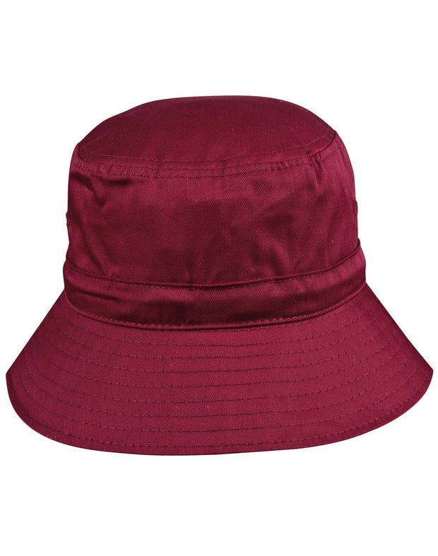 Bucket hat with toggle